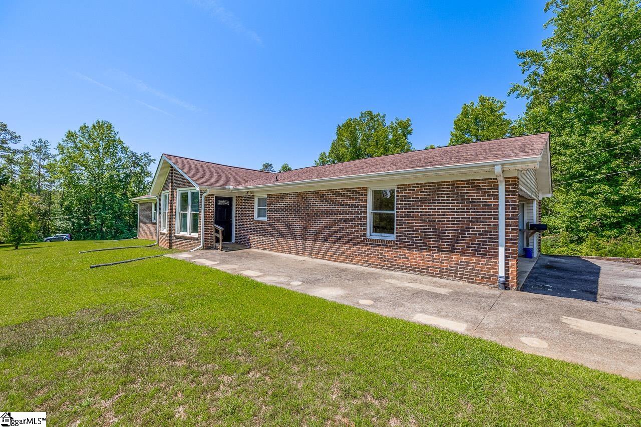1038 Rhymes Lane Pickens, SC 29671 - Photo 2 of 41