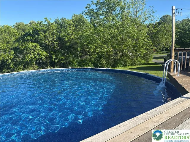 $625,999 | 3955 Coplay Creek Road, Schnecksville, PA 18078