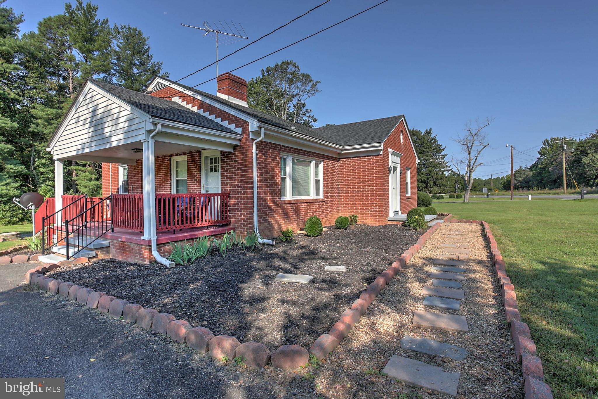 19342 Louisa Road Louisa, VA 23093 - Photo 2 of 20 Gallery Image 2