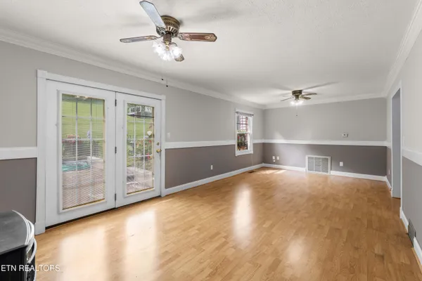 $338,500 | 150 Lillywood Drive, La Follette, TN 37766