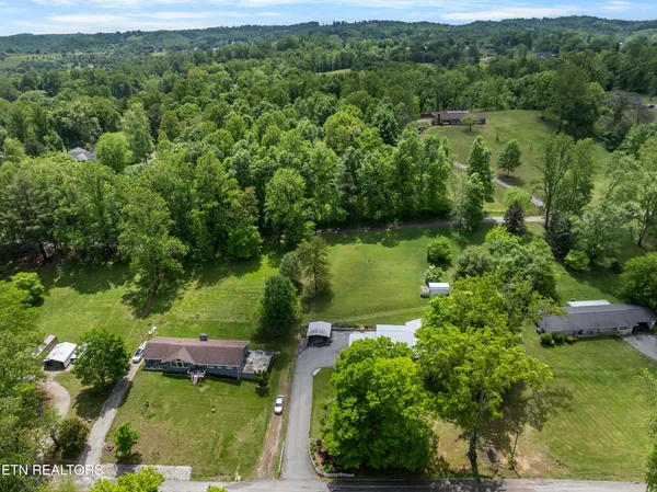 $338,500 | 150 Lillywood Drive, La Follette, TN 37766
