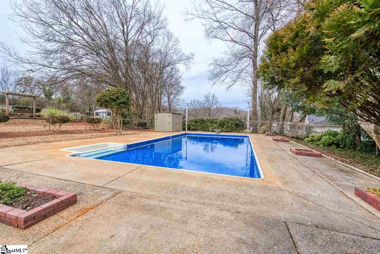 138 Duncan Chapel Road Greenville, SC 29617 - Photo 33 of 36 Gallery Image 33
