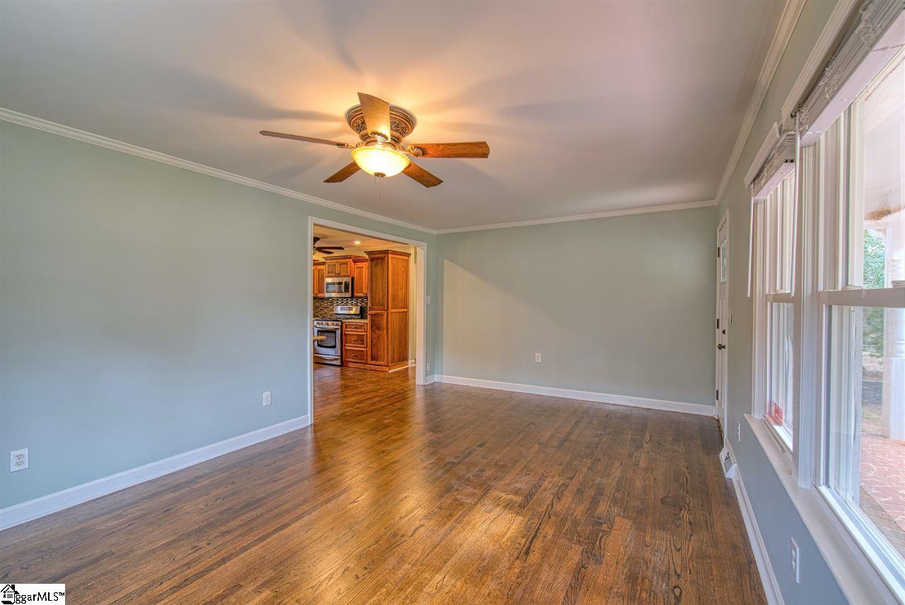 138 Duncan Chapel Road Greenville, SC 29617 - Photo 7 of 36 Gallery Image 7