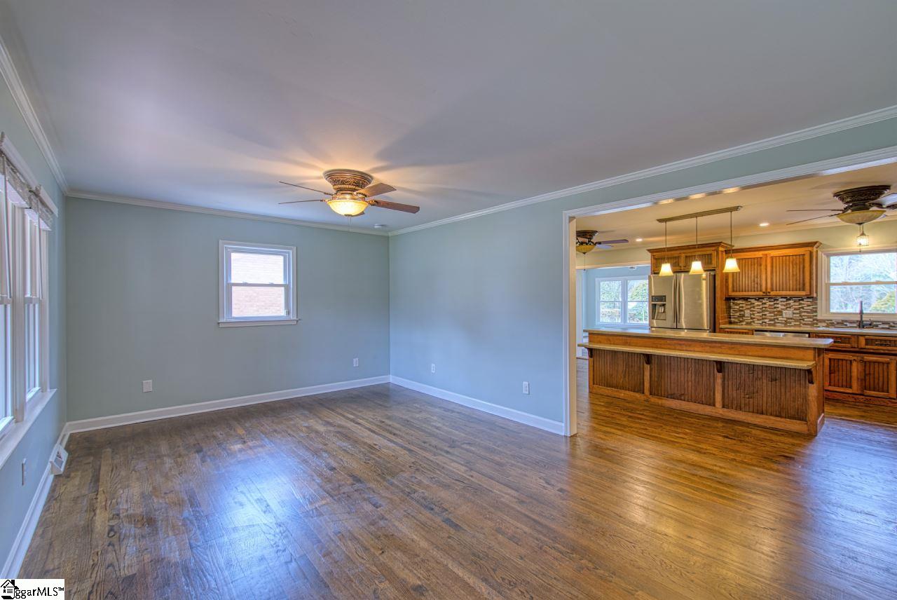 138 Duncan Chapel Road Greenville, SC 29617 - Photo 9 of 36 Gallery Image 9