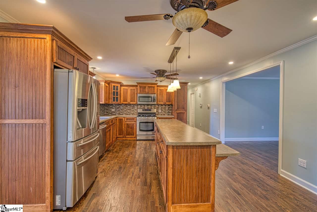 138 Duncan Chapel Road Greenville, SC 29617 - Photo 10 of 36 Gallery Image 10