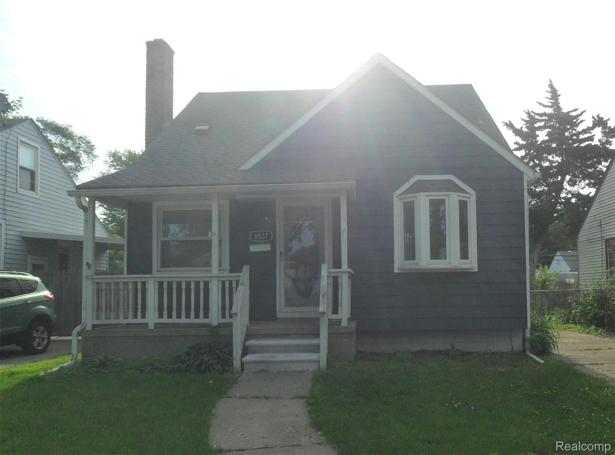 6537 Pelham Road Allen Park, MI 48101 - Photo 1 of 11 p front 2.jpg