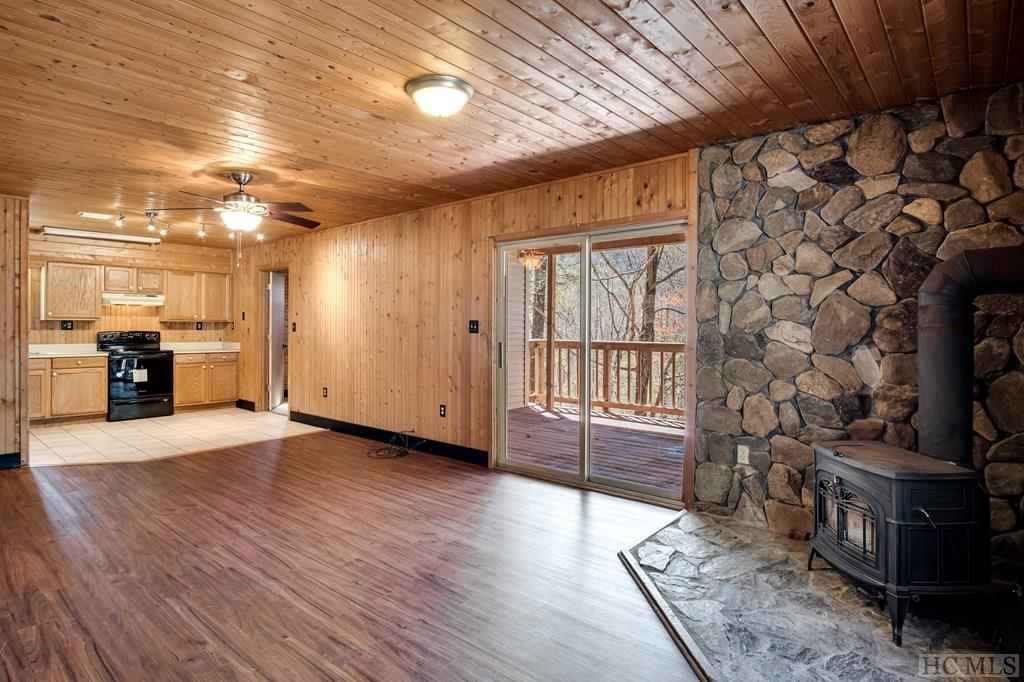306 Griffin Road Franklin, NC 28734 - Photo 8 of 64 Gallery Image 8