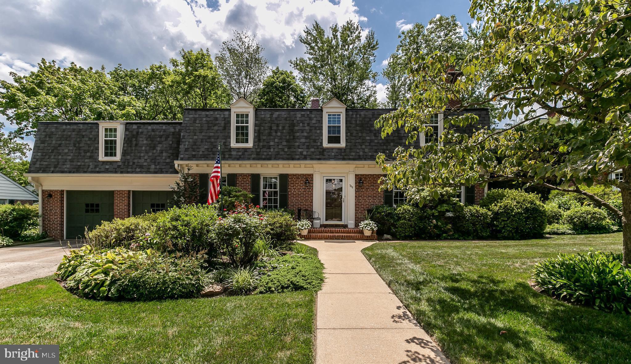 703 Gilmarys Road Baltimore, MD 21210 - Photo 2 of 37 Gallery Image 2