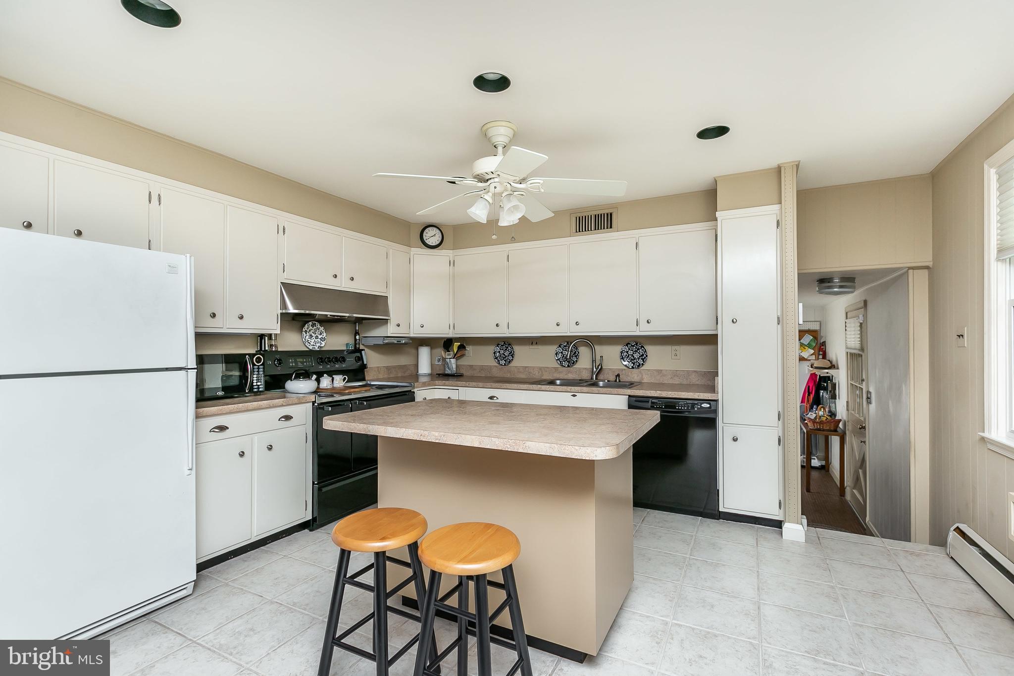 703 Gilmarys Road Baltimore, MD 21210 - Photo 13 of 37 Gallery Image 13