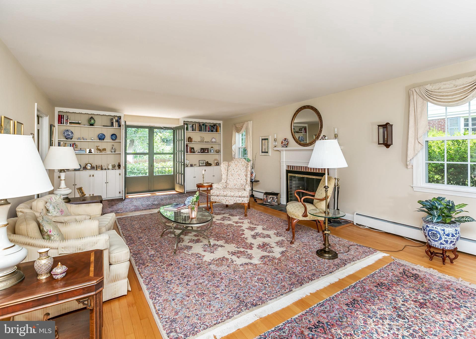 703 Gilmarys Road Baltimore, MD 21210 - Photo 4 of 37 Gallery Image 4