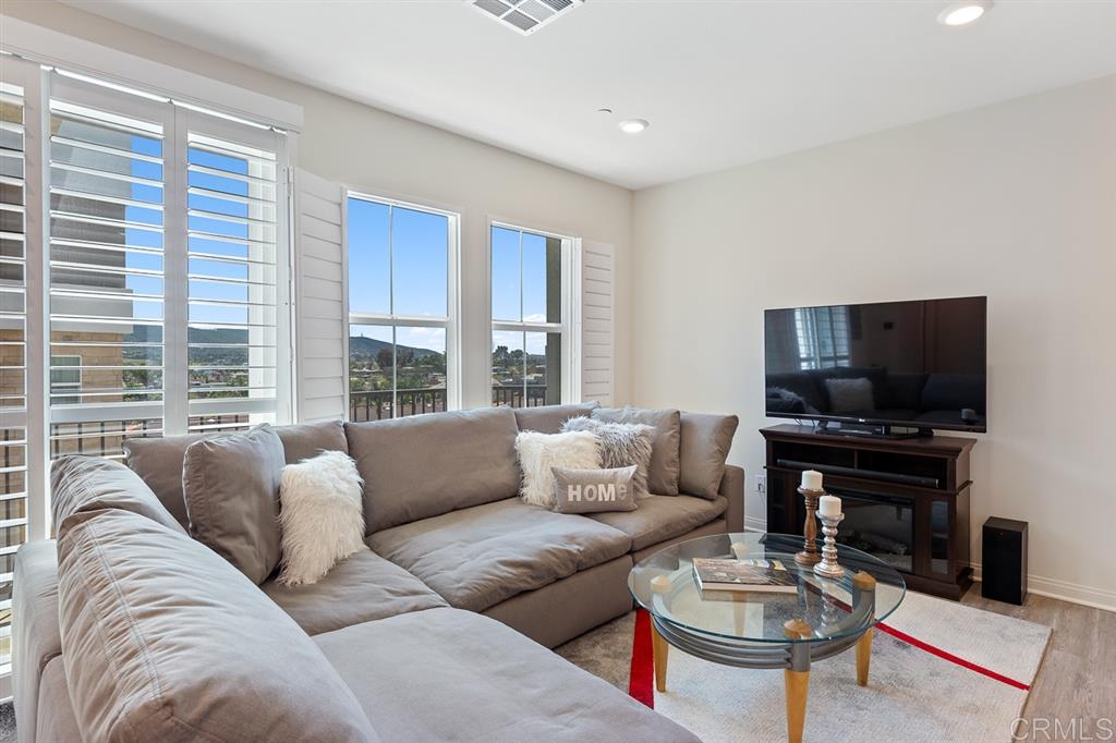 354 Fitzpatrick Road, Unit 107 San Marcos, CA 92069 - Photo 6 of 21 Gallery Image 6