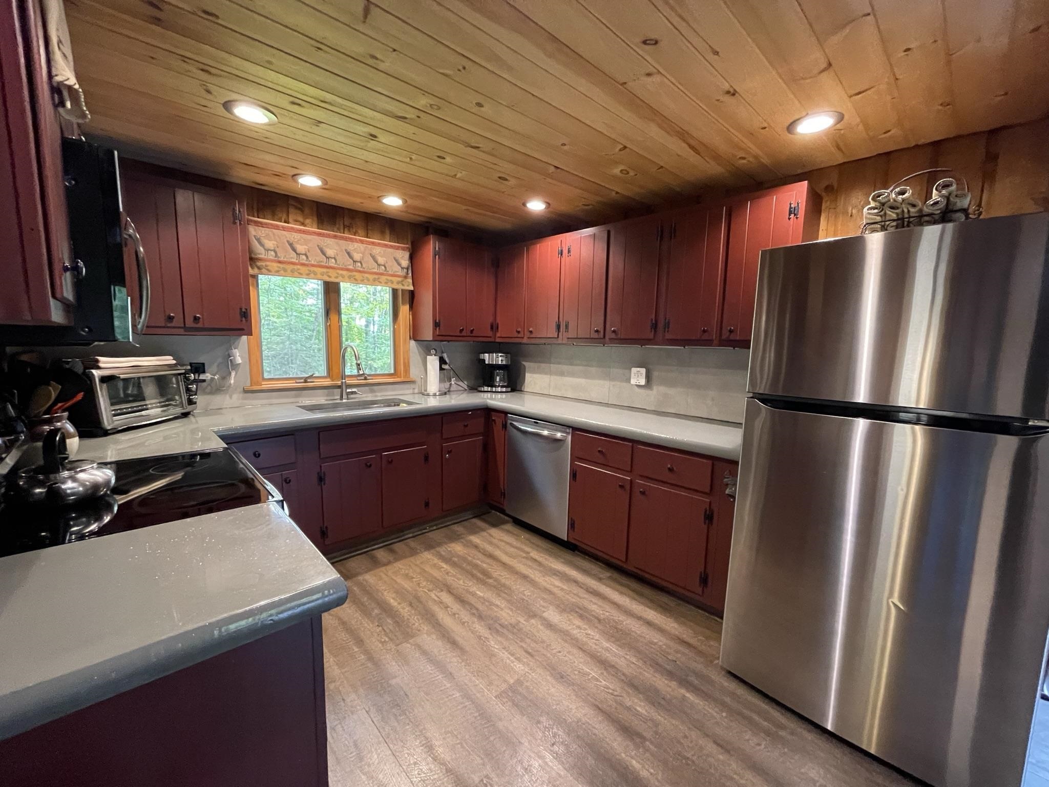 47 Snow Shoe Road Wilmington, VT 05363 - Photo 11 of 39 Gallery Image 11