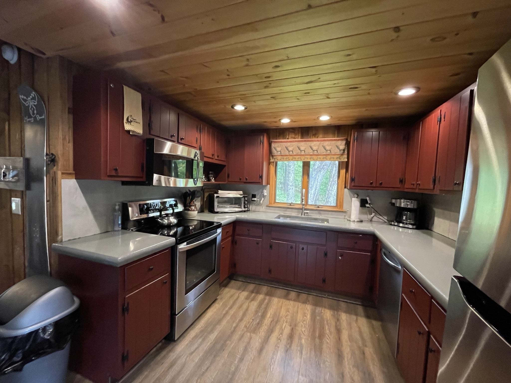 47 Snow Shoe Road Wilmington, VT 05363 - Photo 10 of 39 Gallery Image 10