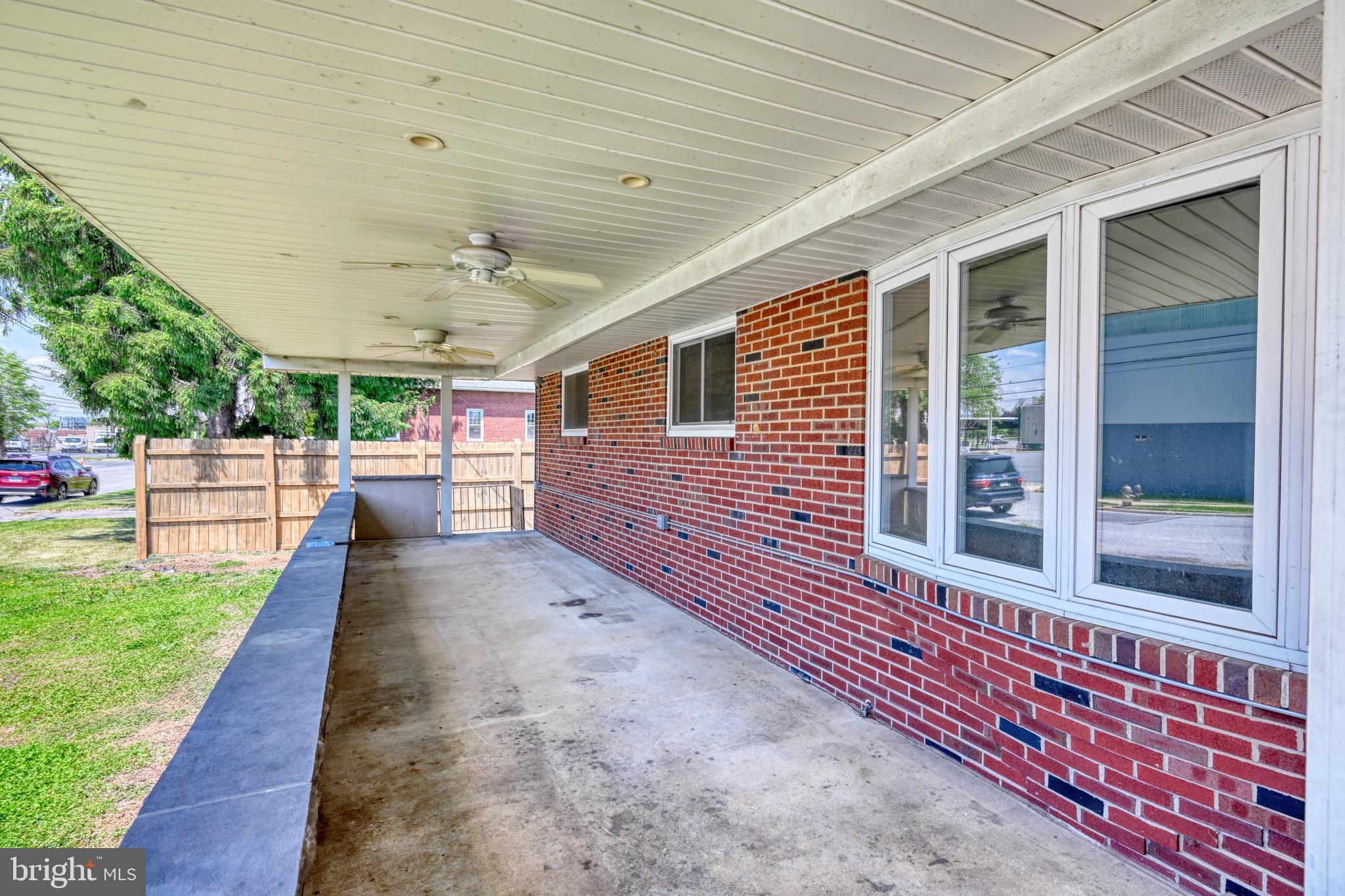 341 Hazel Street Reading, PA 19611 - Photo 22 of 31