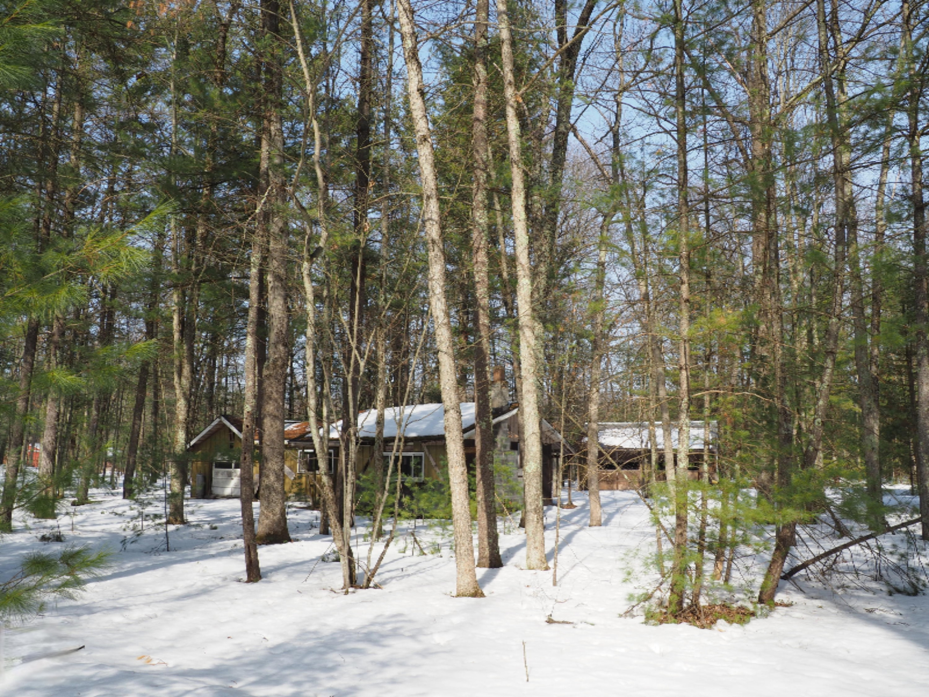353 North Kettle Hole Road Manistee, MI 49660 - Photo 13 of 26 P3070964