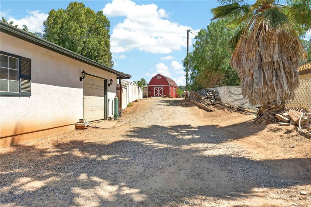 15091 Golden Star Avenue Riverside, CA 92506 - Photo 50 of 55