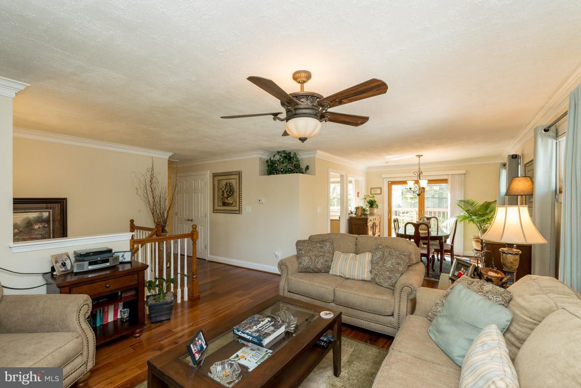 219 Doncaster Road Joppa, MD 21085 - Photo 5 of 30 Living Room