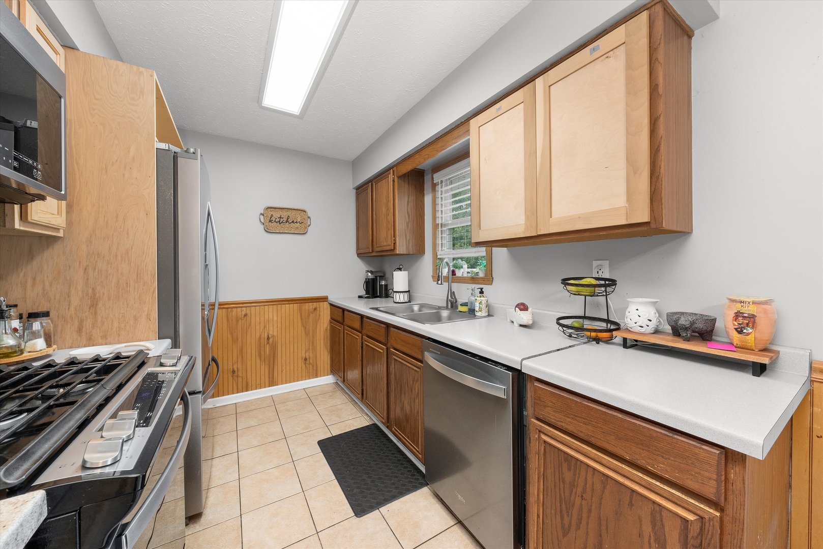 115 Shadowbrook Drive Capron, IL 61012 - Photo 3 of 43 Gallery Image 3