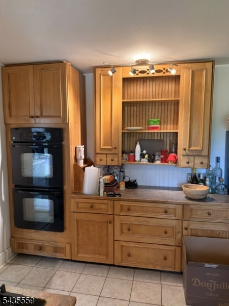 135 North Road Chester, NJ 07930 - Photo 3 of 8