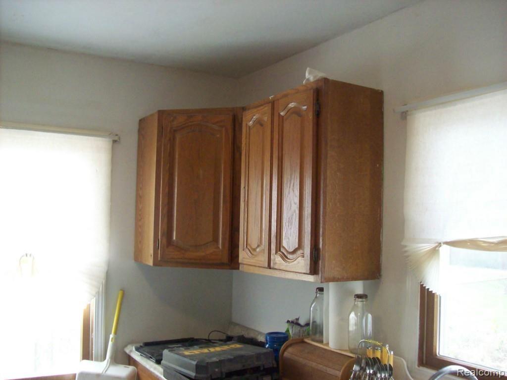 14166 Beech Daly Road Taylor, MI 48180 - Photo 8 of 19 017.jpg