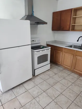 $1,200 | 620 Linden Avenue, Unit 2, San Antonio, TX 78211