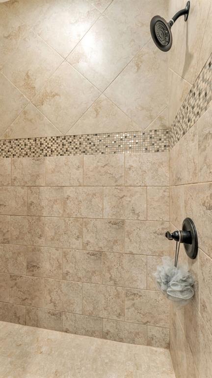 3430 North Galloway Road Lakeland, FL 33810 - Photo 41 of 84 a bathroom with a shower