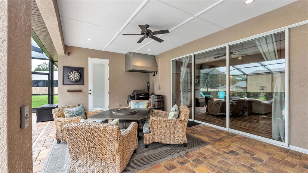 3430 North Galloway Road Lakeland, FL 33810 - Photo 53 of 84 a living room with furniture
