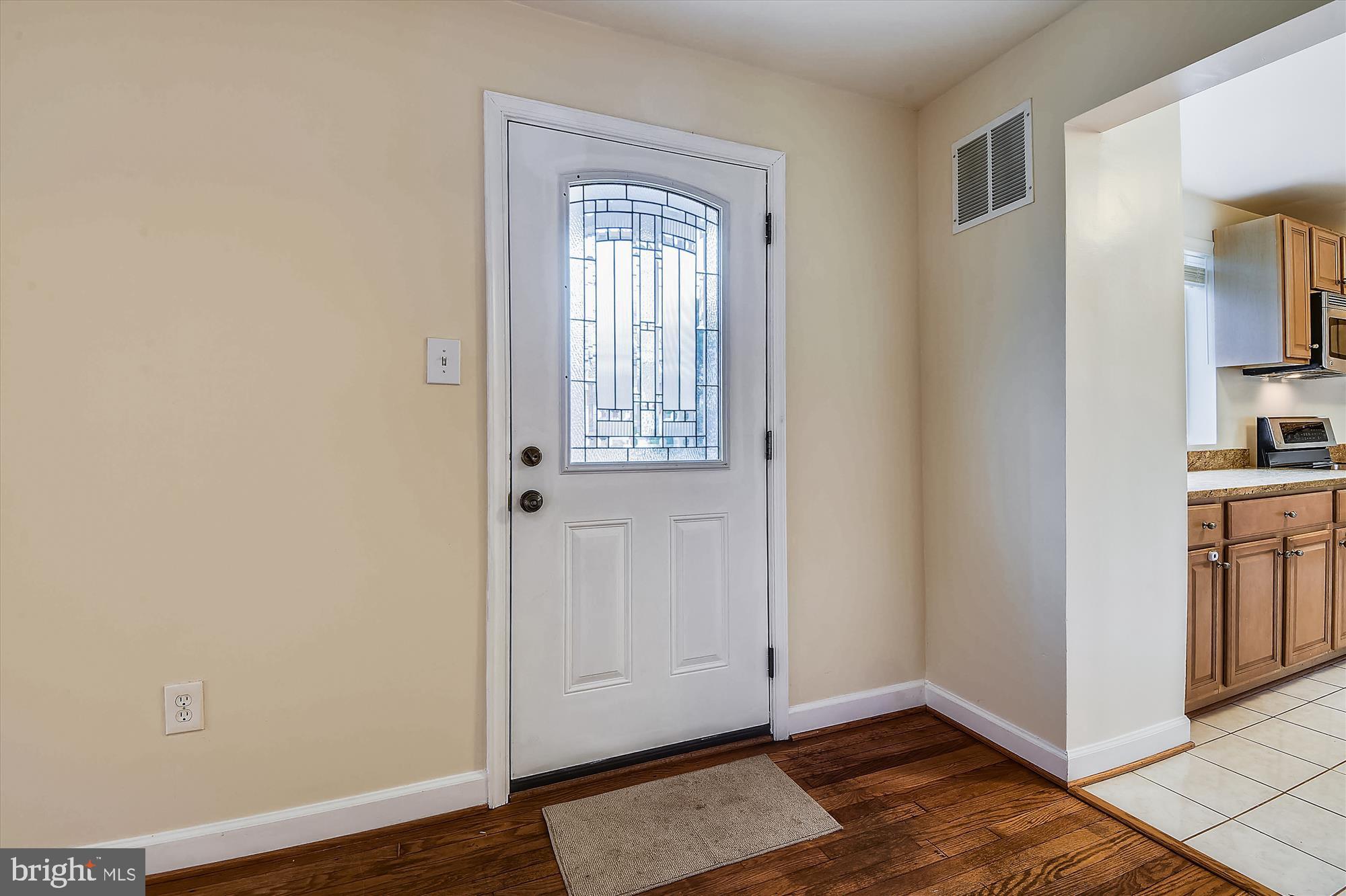 210 East Hamilton Avenue Silver Spring, MD 20901 - Photo 18 of 81