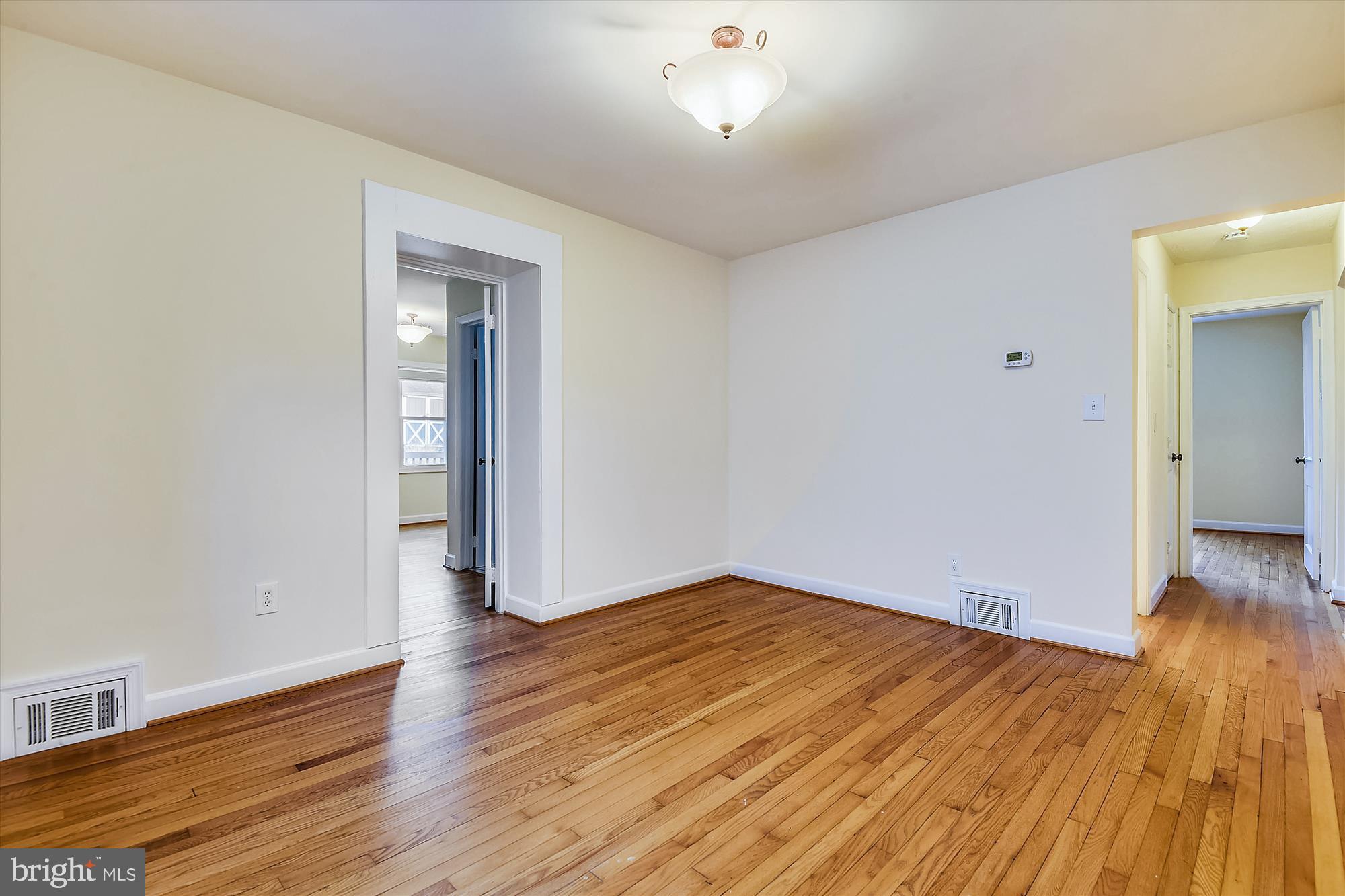 210 East Hamilton Avenue Silver Spring, MD 20901 - Photo 19 of 81