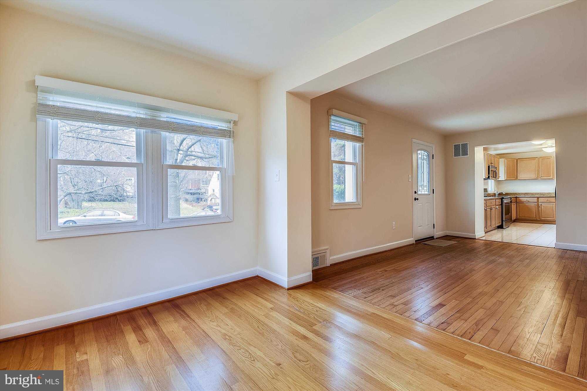 210 East Hamilton Avenue Silver Spring, MD 20901 - Photo 28 of 81