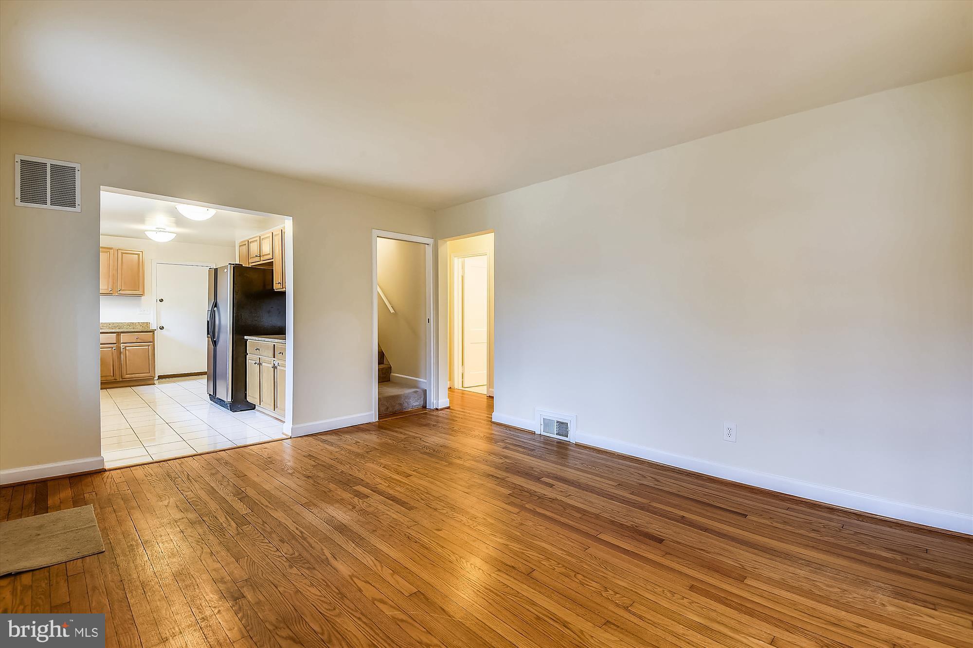 210 East Hamilton Avenue Silver Spring, MD 20901 - Photo 31 of 81