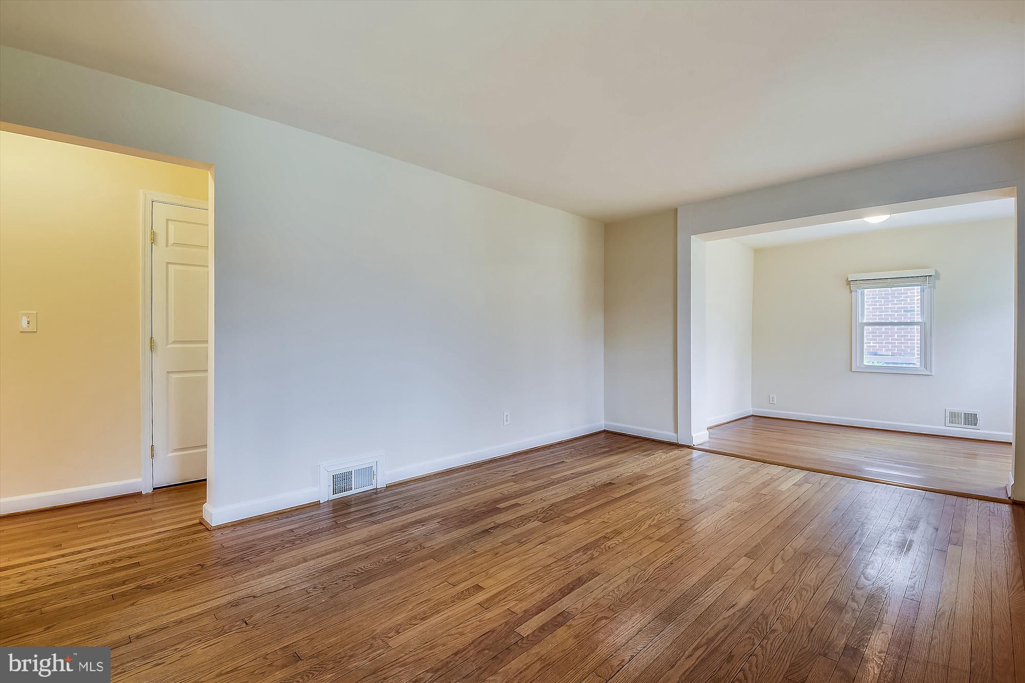 210 East Hamilton Avenue Silver Spring, MD 20901 - Photo 34 of 81