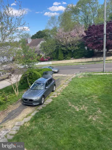 $329,000 | 119 Robbins Avenue, Jenkintown, PA 19046