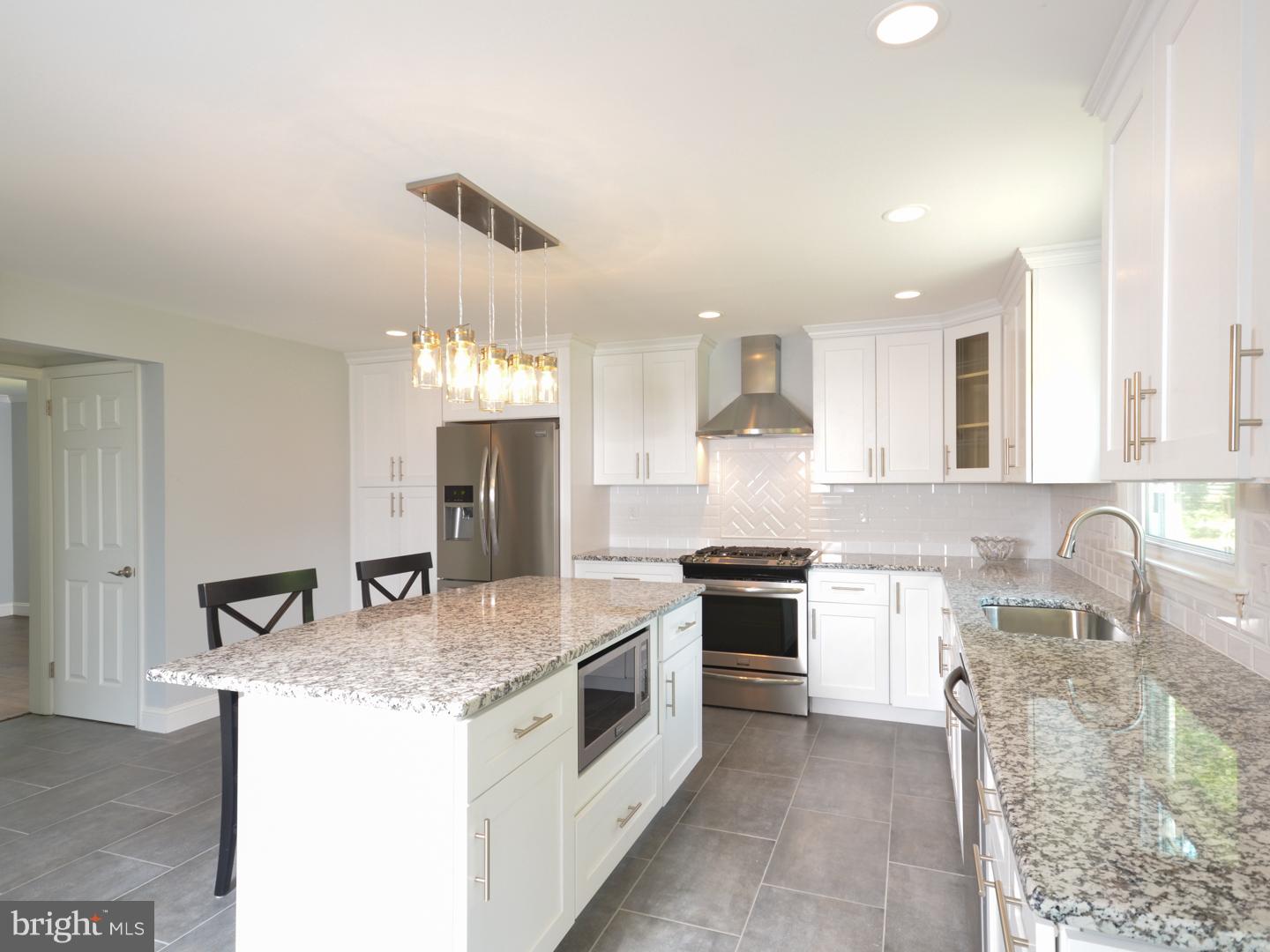 457 Covered Bridge Road Cherry Hill, NJ 08034 - Photo 7 of 25 Gallery Image 7