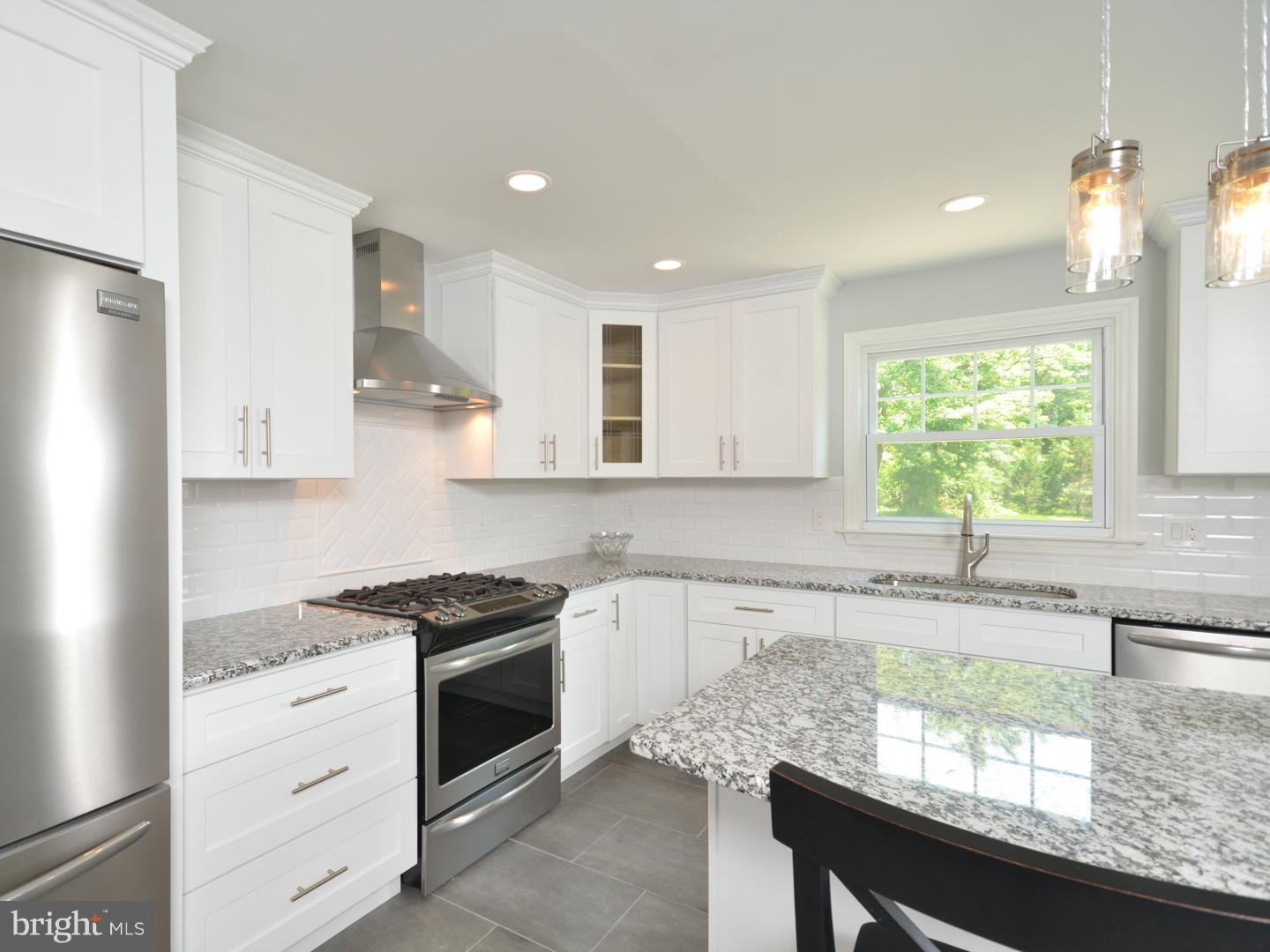 457 Covered Bridge Road Cherry Hill, NJ 08034 - Photo 9 of 25 Gallery Image 9
