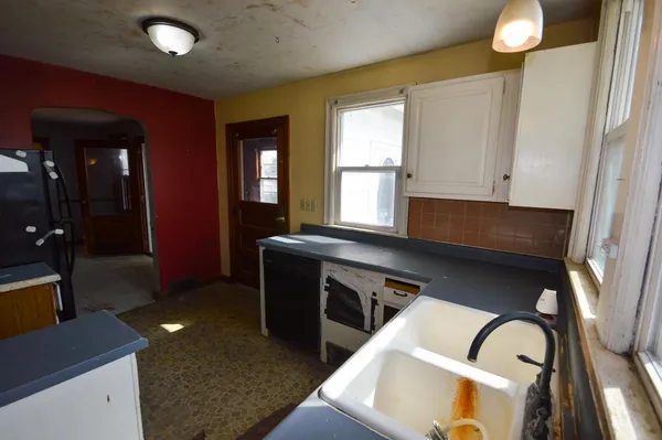 $85,000 | 1605 28th Street, Hazel Green, WI 53811