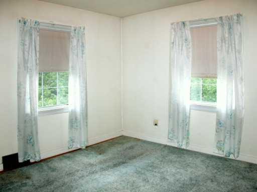 157 Baldwin Road Carnegie, PA 15106 - Photo 8 of 8 Gallery Image 8