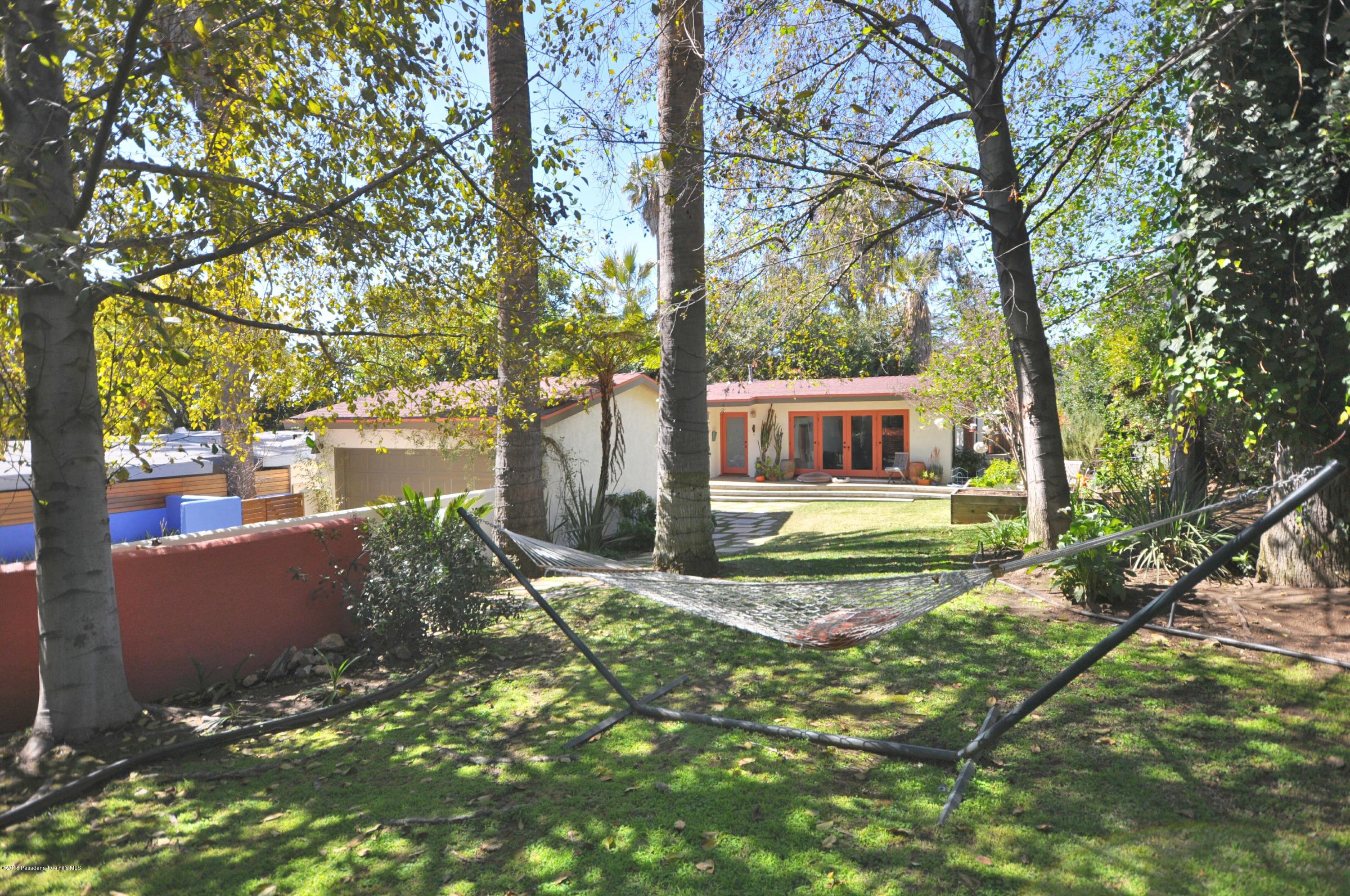 2685 Santa Rosa Avenue Altadena, CA 91001 - Photo 2 of 18 01b