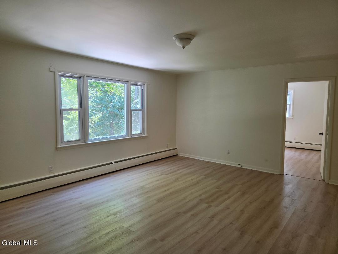 79 Middle Road, Unit D Lake George, NY 12845 - Photo 2 of 5 Living Room Middle