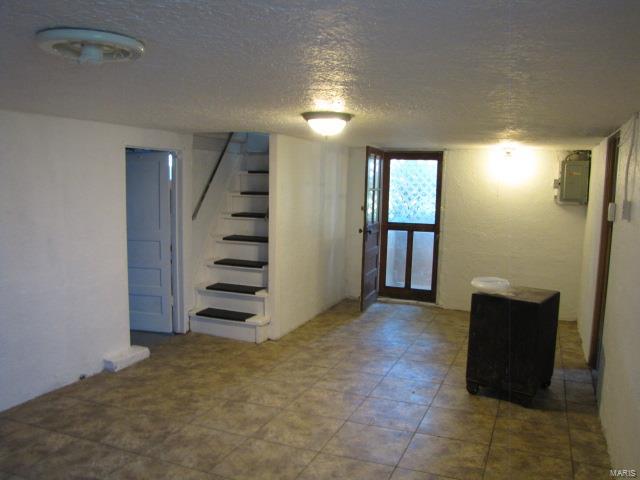 2448 Brown Road St. Louis, MO 63114 - Photo 15 of 29 Gallery Image 15