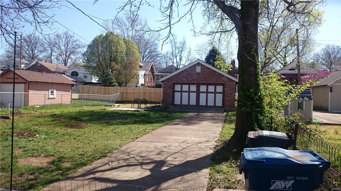 2448 Brown Road St. Louis, MO 63114 - Photo 21 of 29 Gallery Image 21