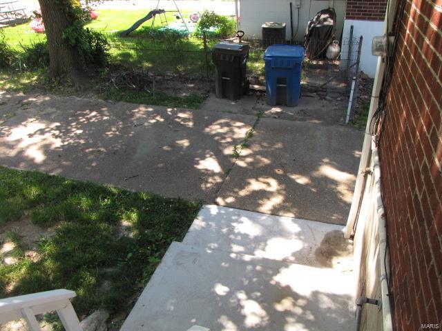 2448 Brown Road St. Louis, MO 63114 - Photo 24 of 29 Gallery Image 24