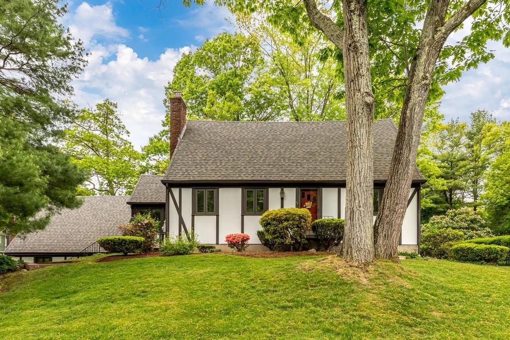 77 Intervale Road Dedham, MA 02026 - Photo 1 of 18 Gallery Image 1