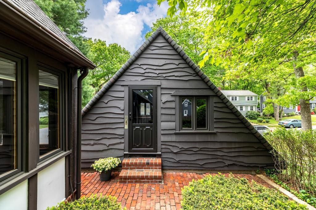 77 Intervale Road Dedham, MA 02026 - Photo 4 of 18 Gallery Image 4