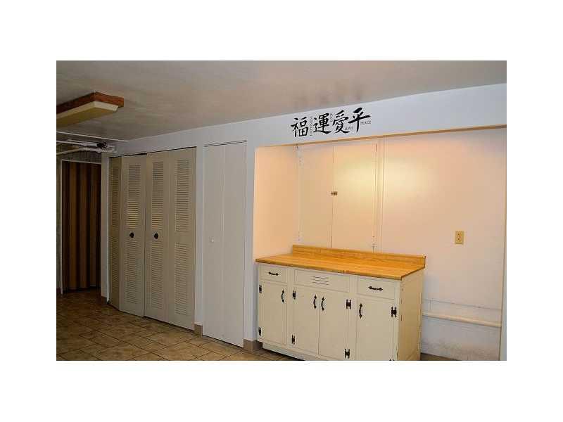 225 Ridge Road Sewickley, PA 15143 - Photo 16 of 25 Basement/Game Room.