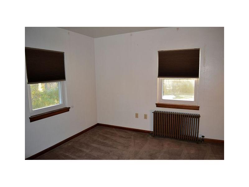 225 Ridge Road Sewickley, PA 15143 - Photo 20 of 25 Bedroom.