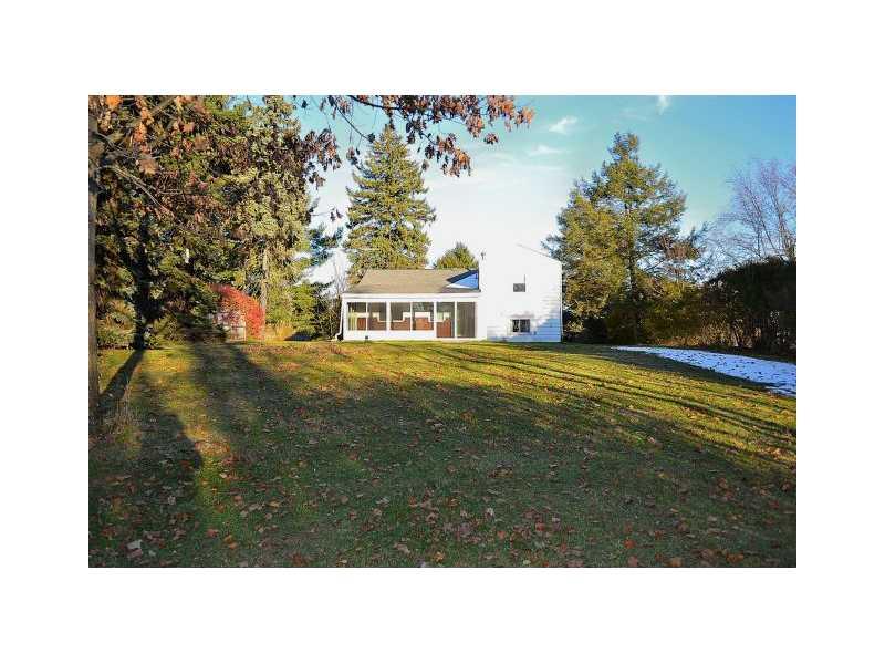 225 Ridge Road Sewickley, PA 15143 - Photo 25 of 25 Exterior Back.