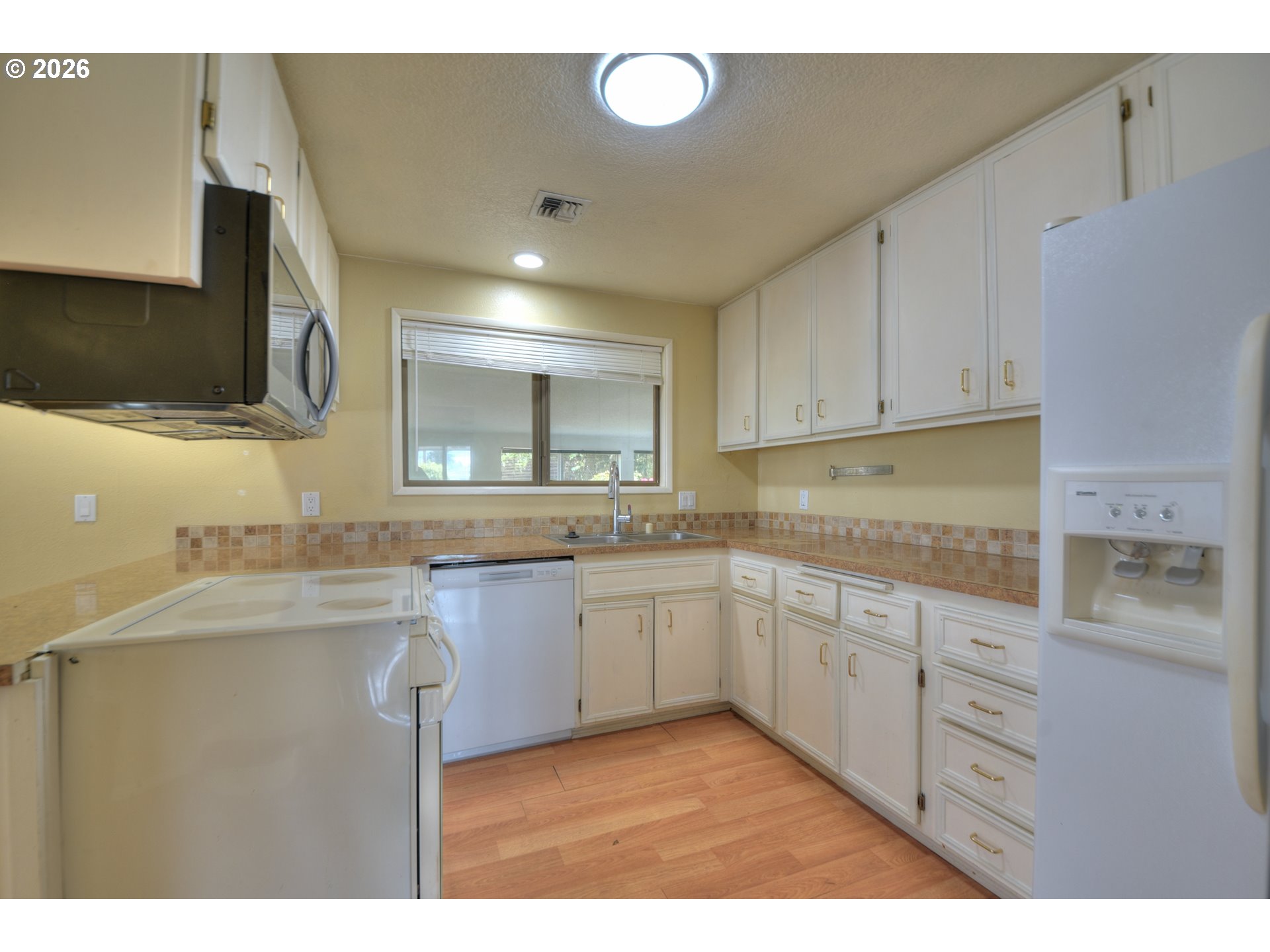 1217 Willagillespie Road Eugene, OR 97401 - Photo 13 of 28 Gallery Image 13