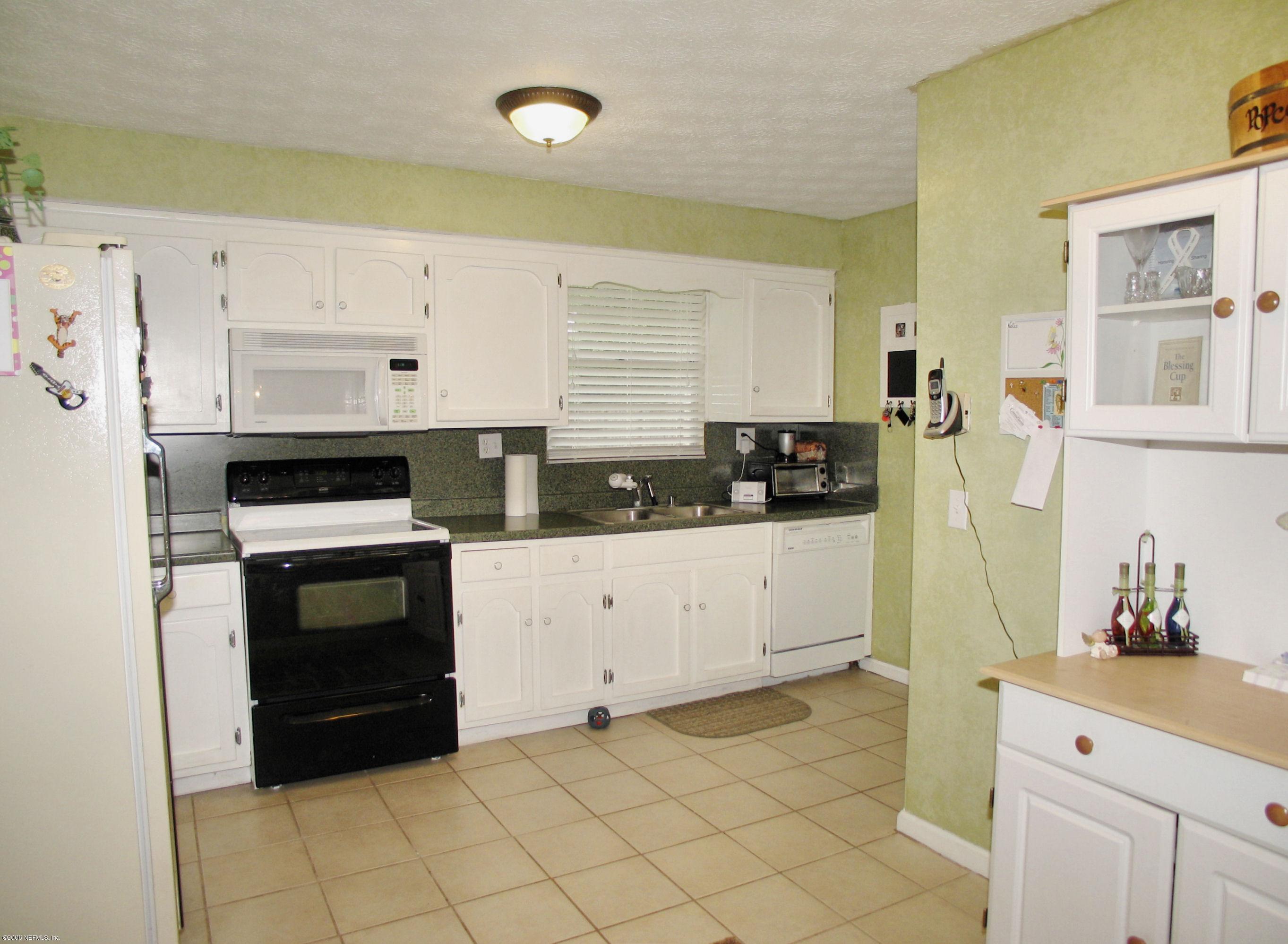12790 Plummer Grant Road Jacksonville, FL 32258 - Photo 7 of 8 Kitchen-VG