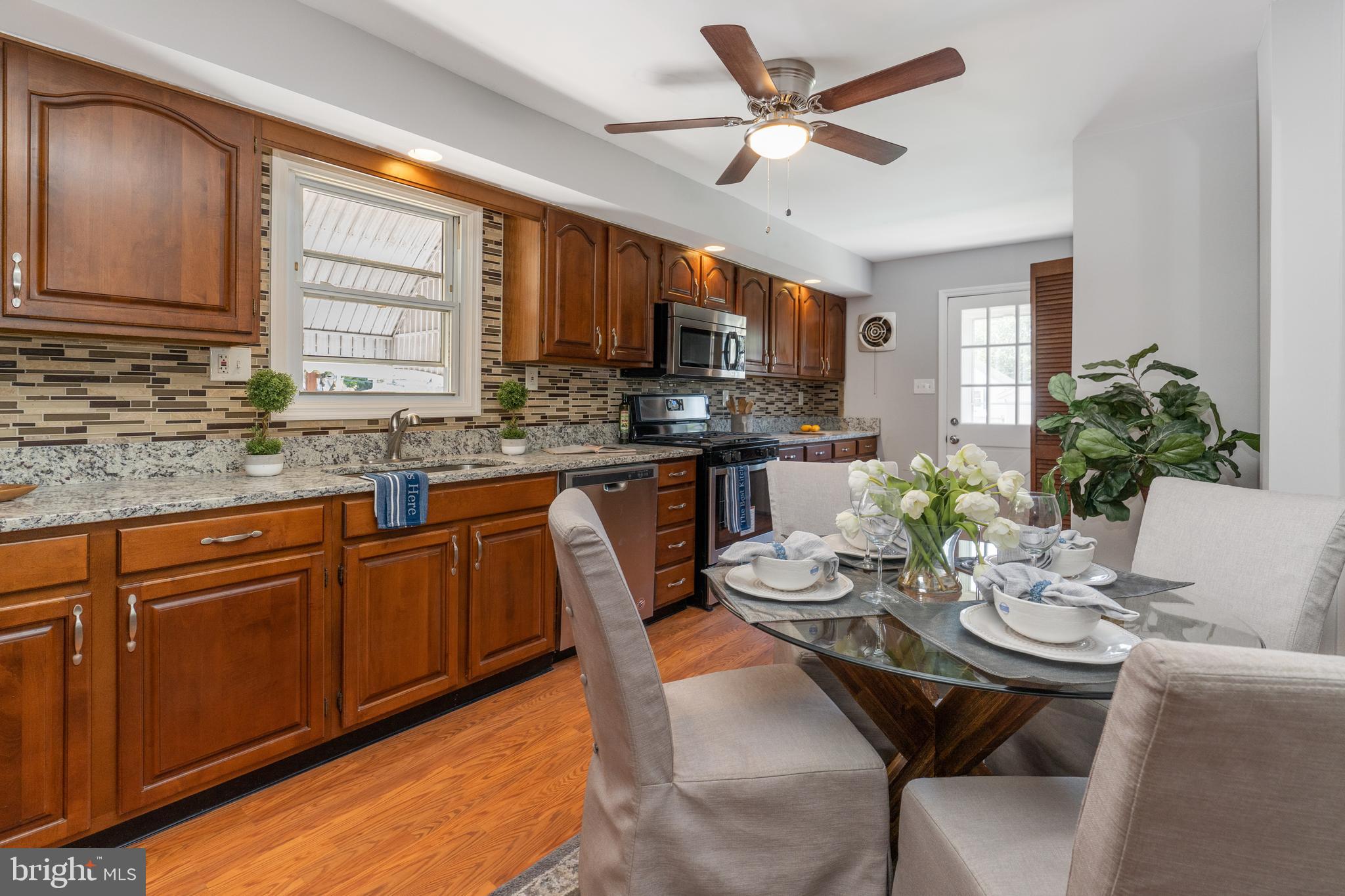 920 Woodlynn Road Baltimore, MD 21221 - Photo 13 of 39